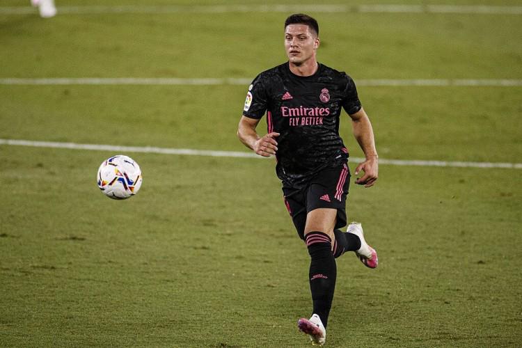 皇马今夏寻求出售约维奇 愿4000万欧放人 皇马今夏寻求出售约维奇 愿4000万欧放人