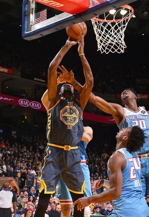 安帅考虑巴尔*首发右路位置 以提升进攻效率